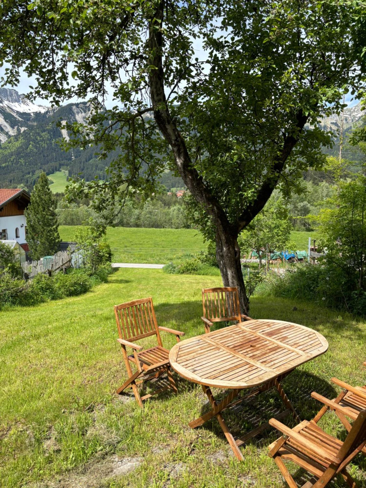 Apartmenthaus Ehrenberg Ehenbichl Dış mekan fotoğraf